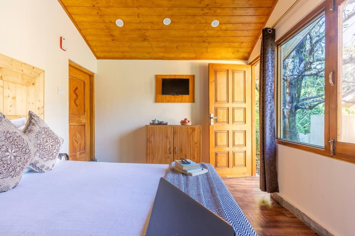 Scenic 3BR cottage, Manali Near waterfall x Solis Nature