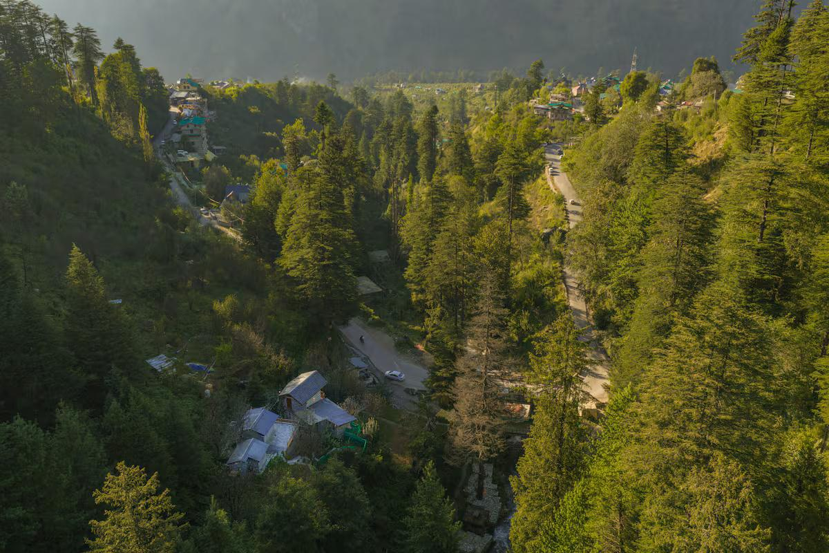Scenic 3BR cottage, Manali Near waterfall x Solis Nature