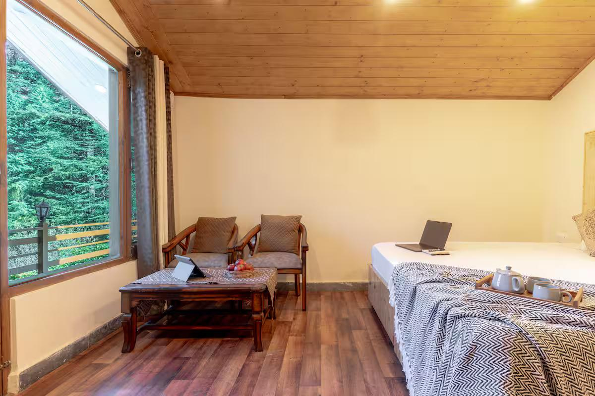 Scenic 3BR cottage, Manali Near waterfall x Solis Nature
