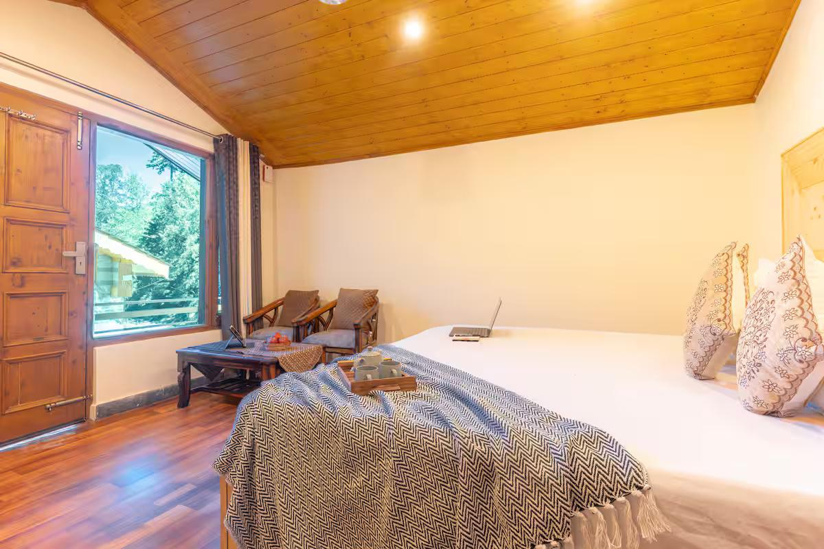 Scenic 3BR cottage, Manali Near waterfall x Solis Nature