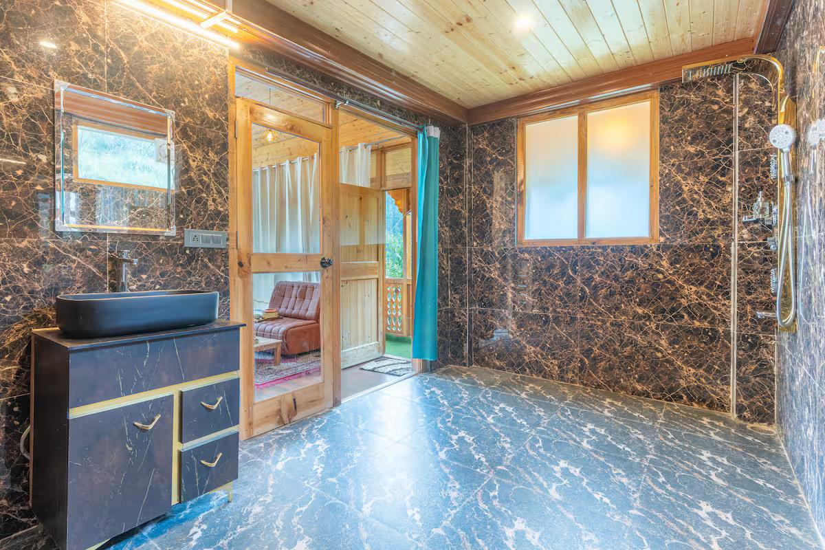 Private Jacuzzi & Mountain Views Cozy Wooden Cabin x Solis Nature