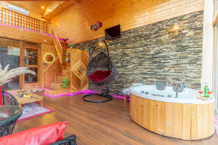 Private Jacuzzi & Mountain Views Cozy Wooden Cabin x Solis Nature