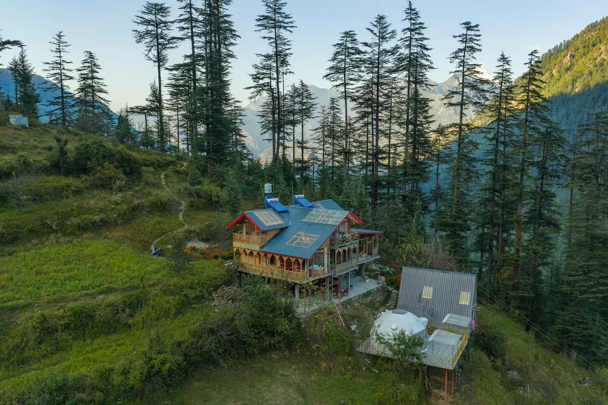 Private Jacuzzi & Mountain Views Cozy Wooden Cabin x Solis Nature