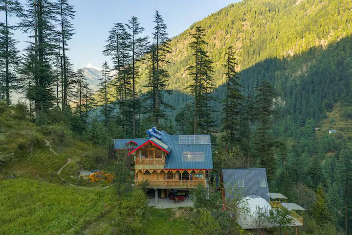 Private Jacuzzi & Mountain Views Cozy Wooden Cabin x Solis Nature