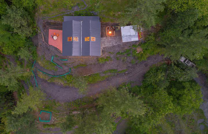 Spacious Waterfall Retreat for Families & Couples x Solis Nature