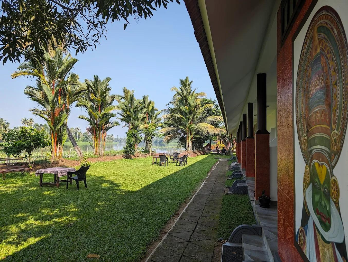 The Green Palace Health Resort x Solis Nature