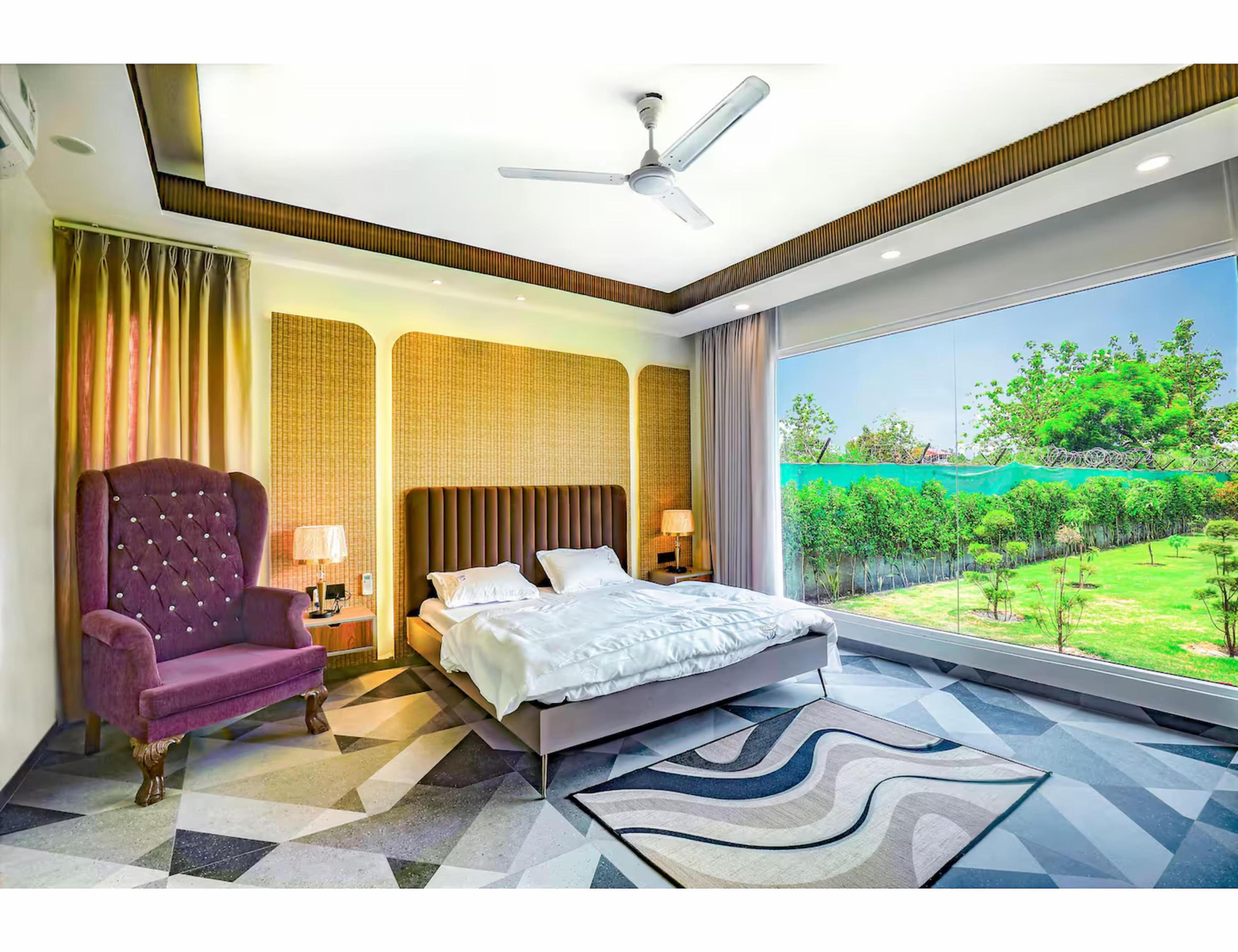 4BHK luxury farmhouse in Noida (NCR) x Solis Nature