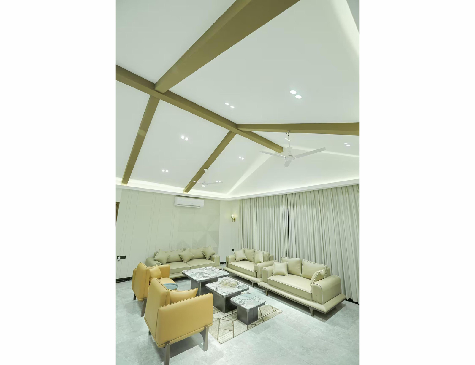 4BHK luxury farmhouse in Noida (NCR) x Solis Nature