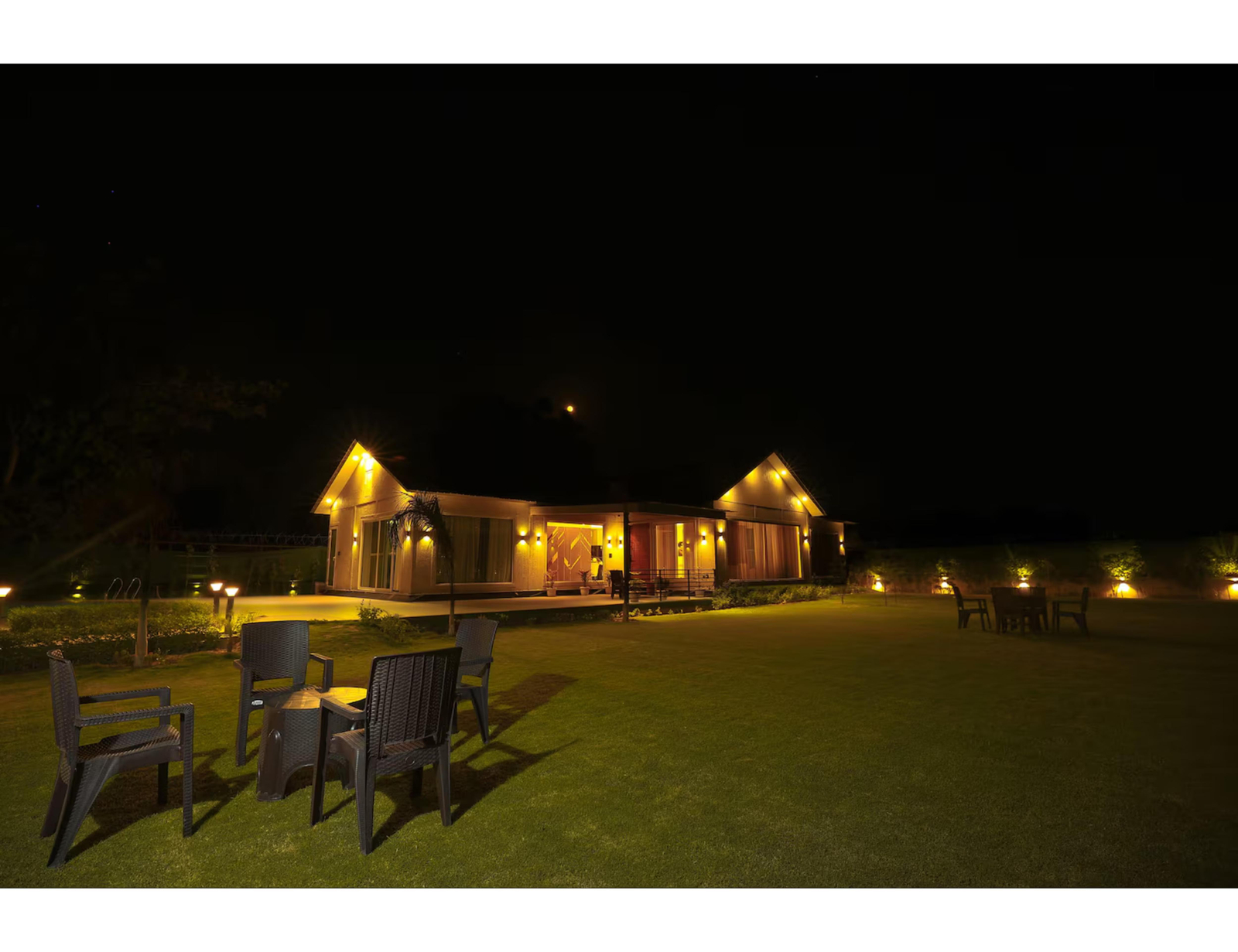 4BHK luxury farmhouse in Noida (NCR) x Solis Nature