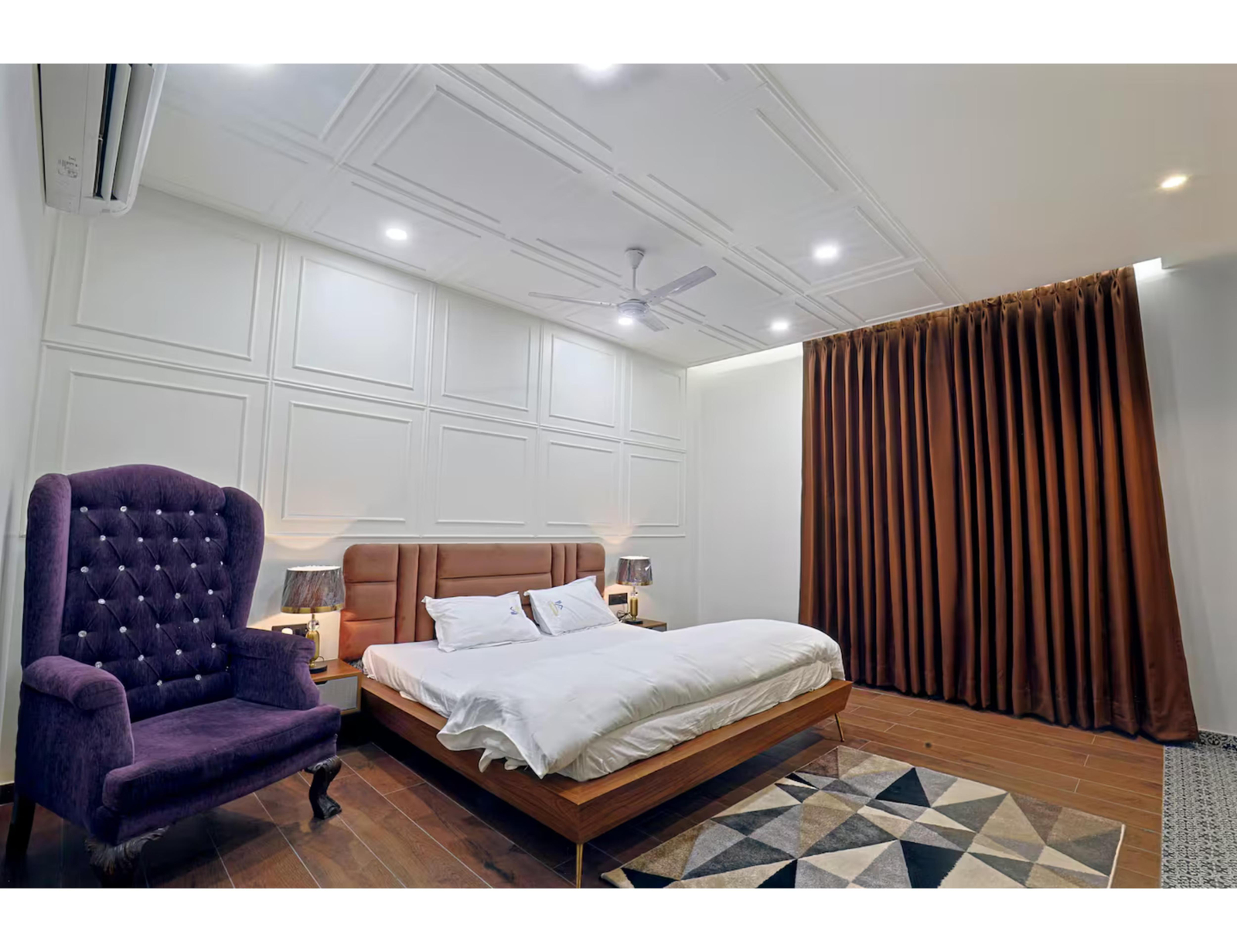 4BHK luxury farmhouse in Noida (NCR) x Solis Nature