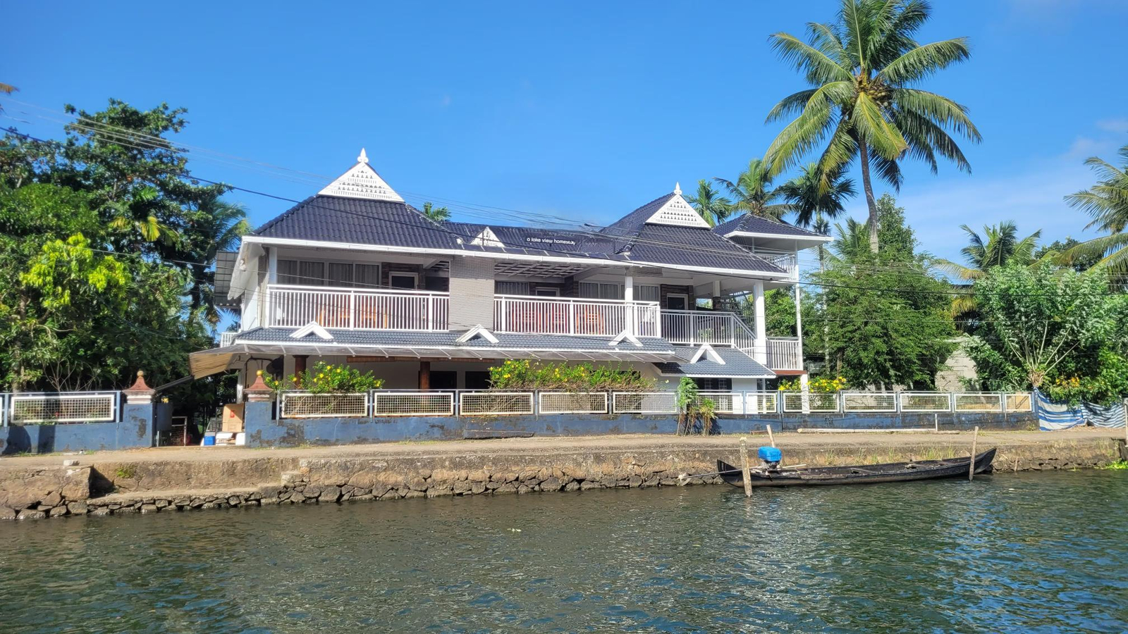 Evaans Casa Homestay x Solis Nature