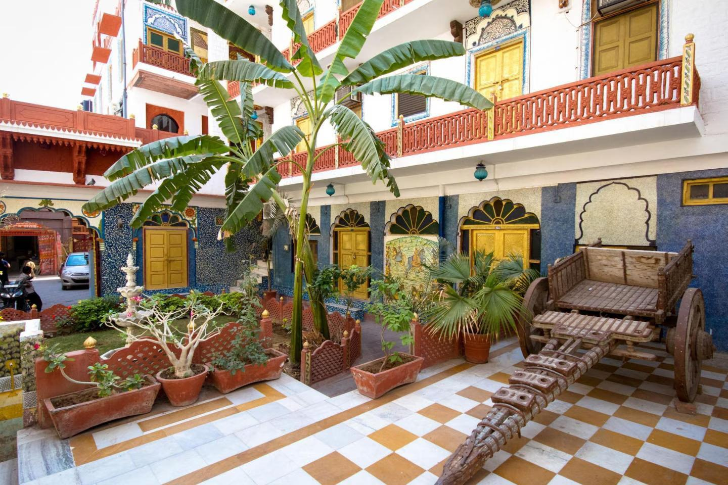 Krishna Prakash Heritage Haveli x Solis Nature
