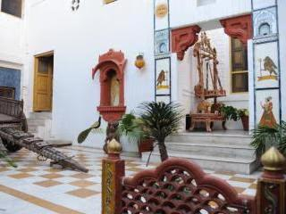 Krishna Prakash Heritage Haveli x Solis Nature