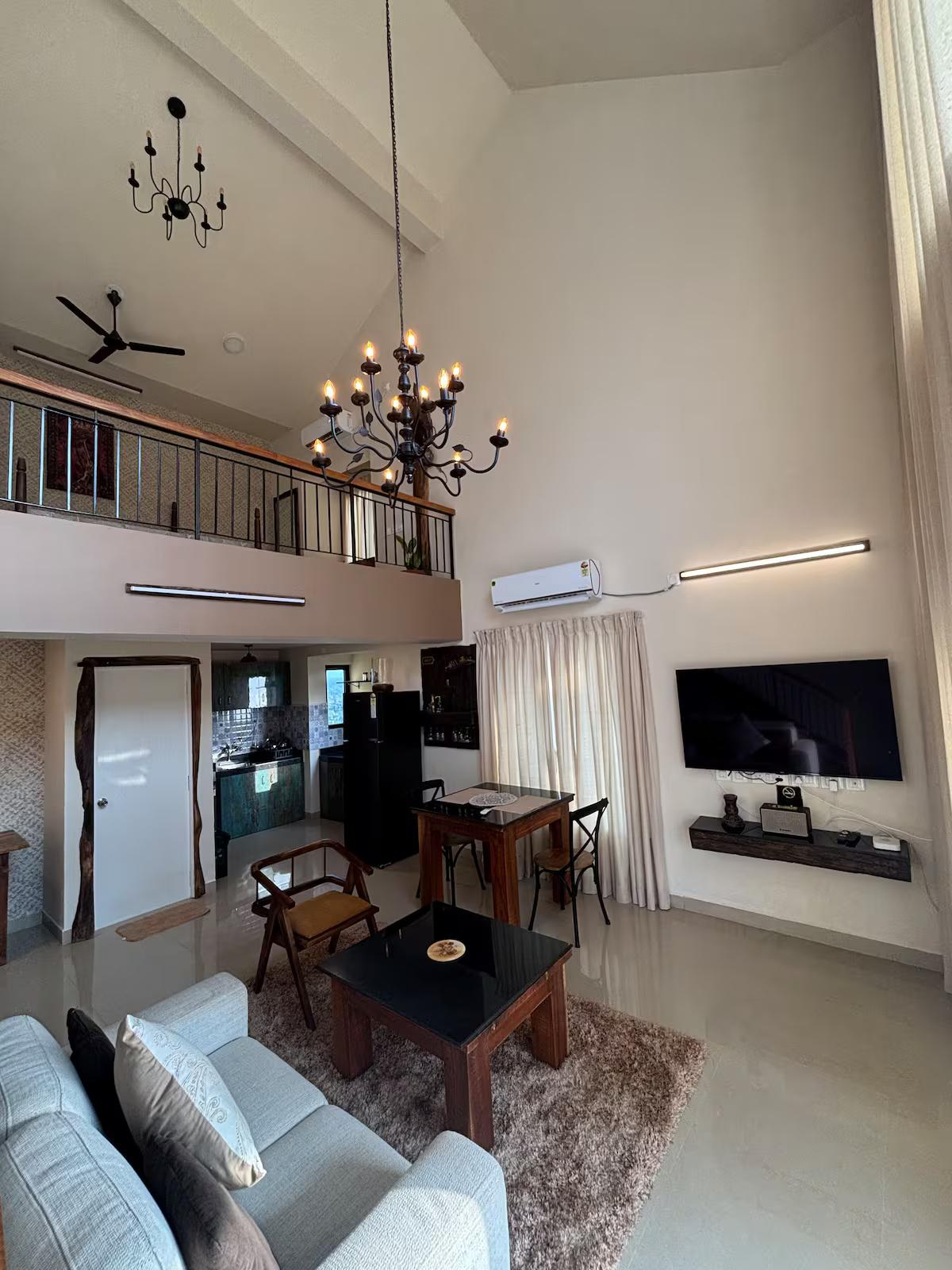 Saanjh (Sea facing penthouse)w pool x Solis Nature