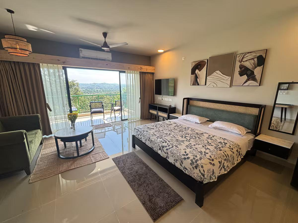 Raahat (valley view) with pool x Solis Nature