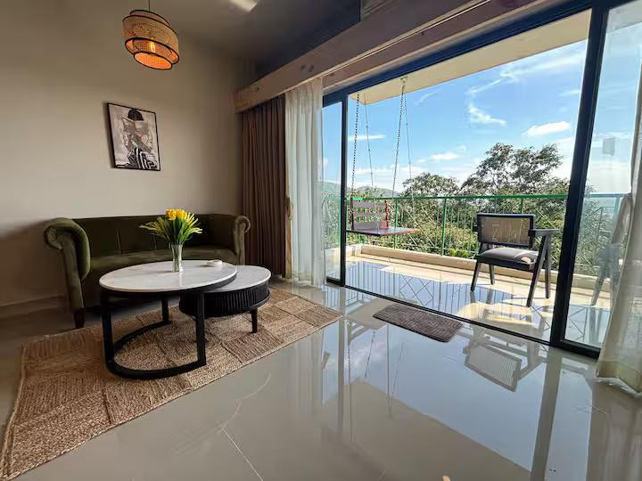 Raahat (valley view) with pool x Solis Nature