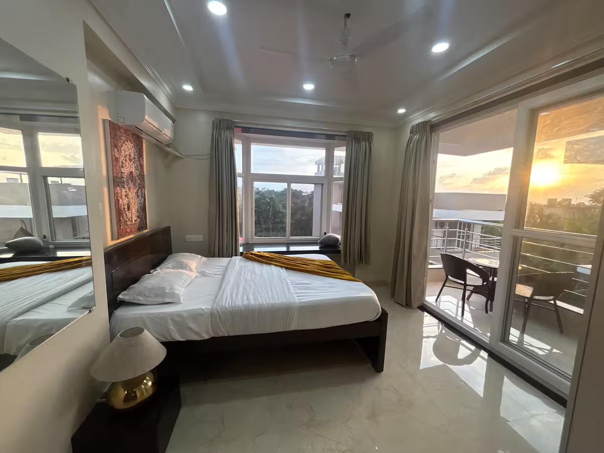 Breeze - Kudrat's Nilaya - 2 rooms x Solis Nature