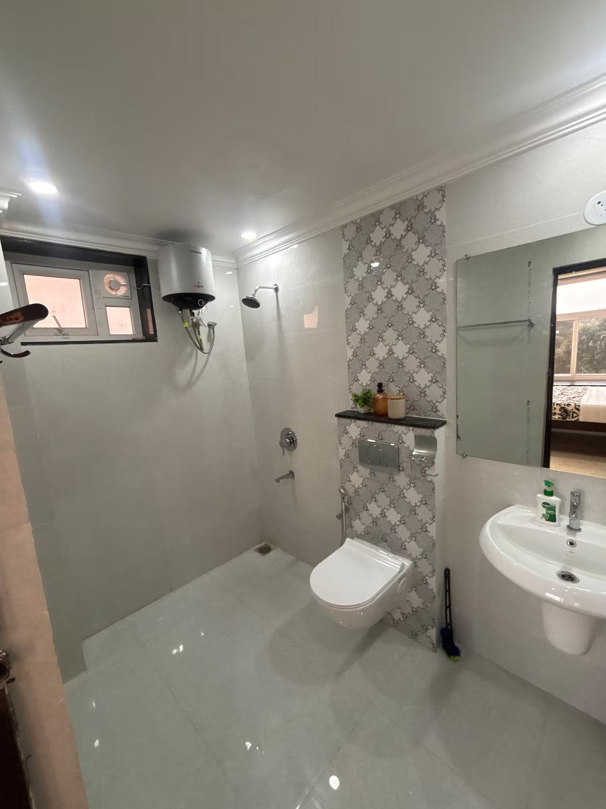 Breeze - Kudrat's Nilaya - 2 rooms x Solis Nature