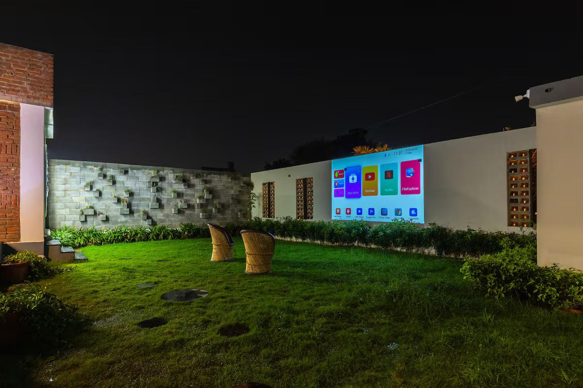 Tarshal Outhouse x Solis Nature