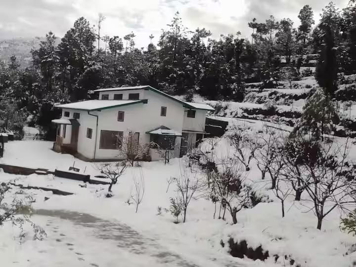 Cosy Cottage with 5 Star Views | Near Mukteshwar x Solis Nature