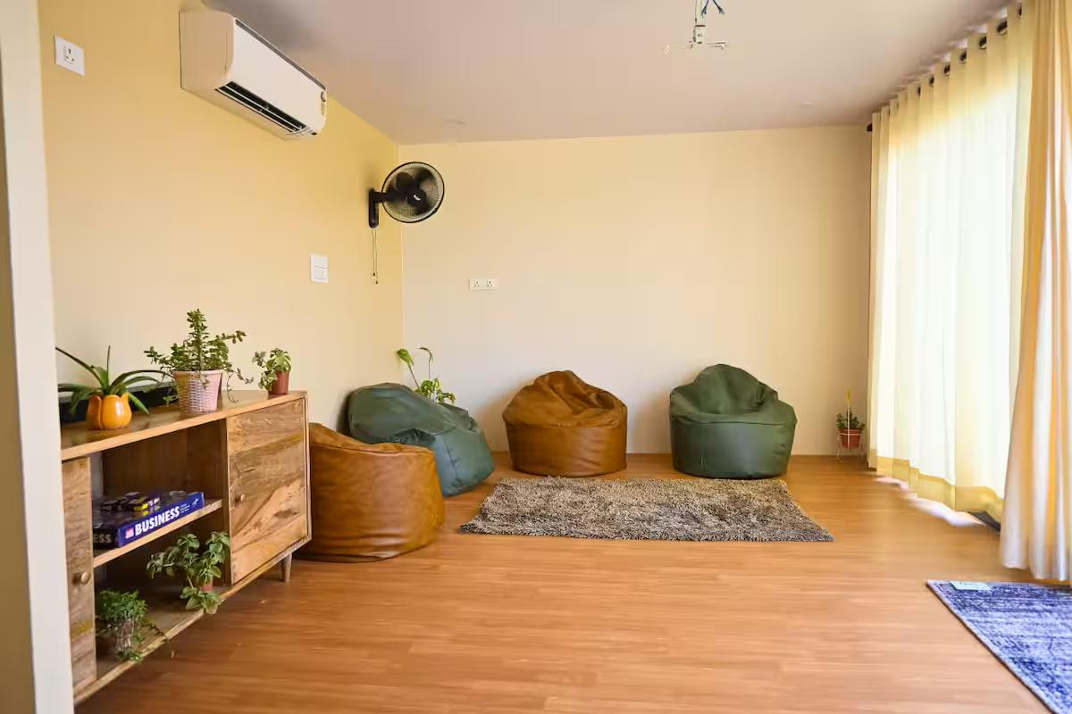 Tarshal Farms - A Rustic Property with Games x Solis Nature