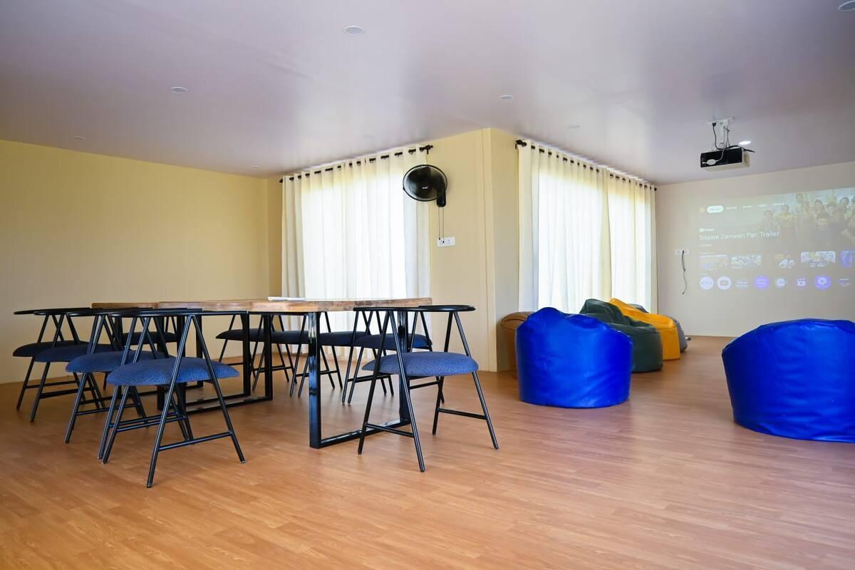 Tarshal Farms - A Rustic Property with Games x Solis Nature