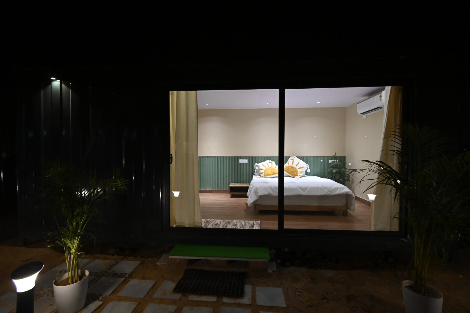 Tarshal Farms - A Rustic Property with Games x Solis Nature