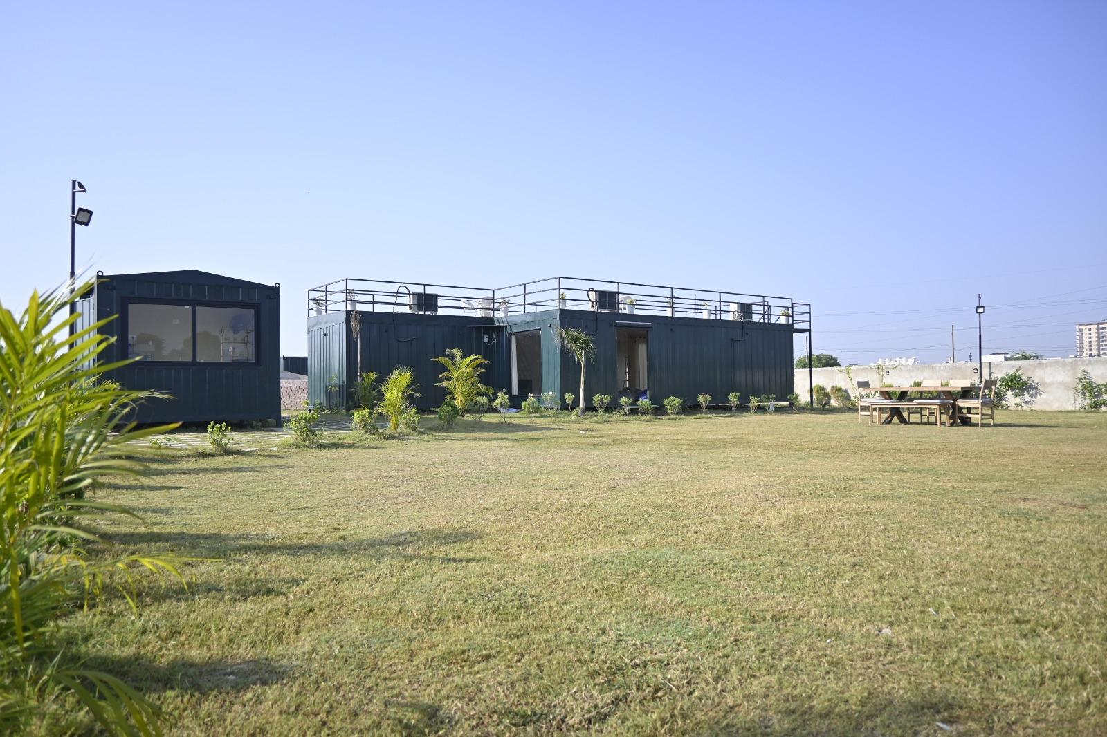 Tarshal Farms - A Rustic Property with Games x Solis Nature