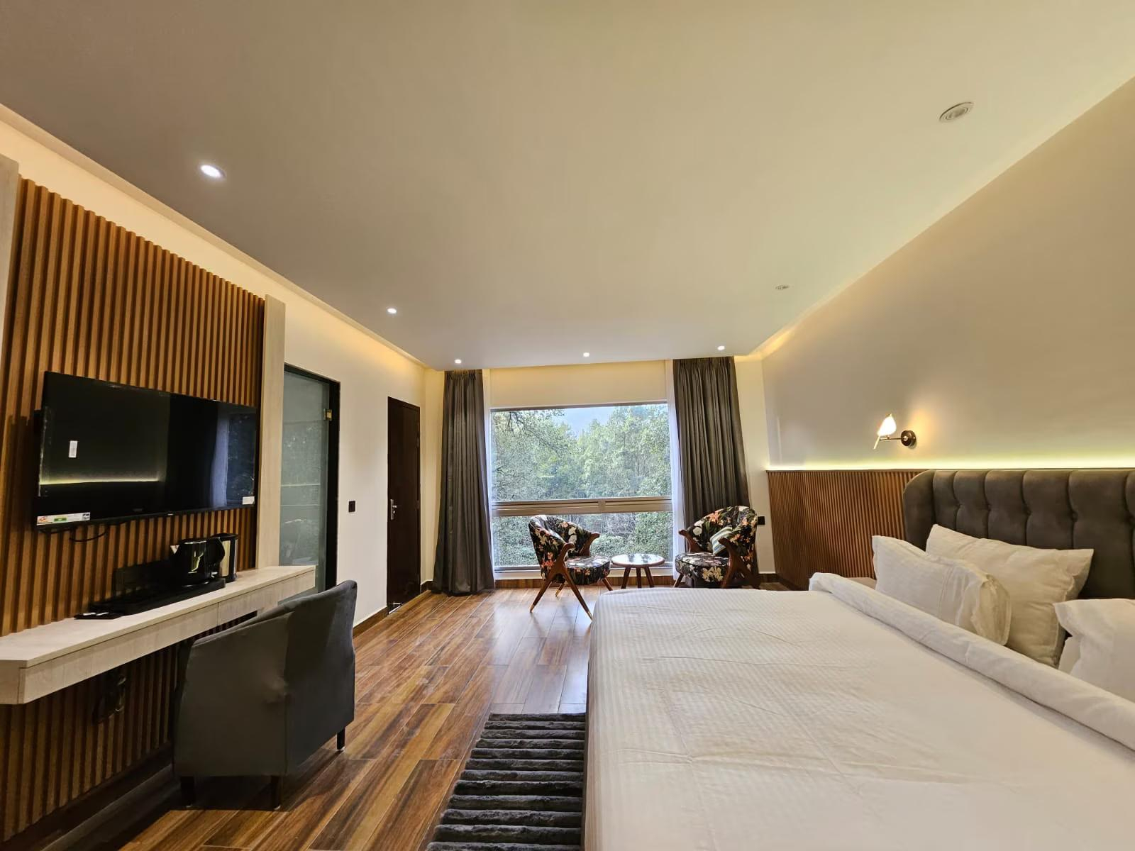 The Emerald by DLS Hotels x Solis Nature