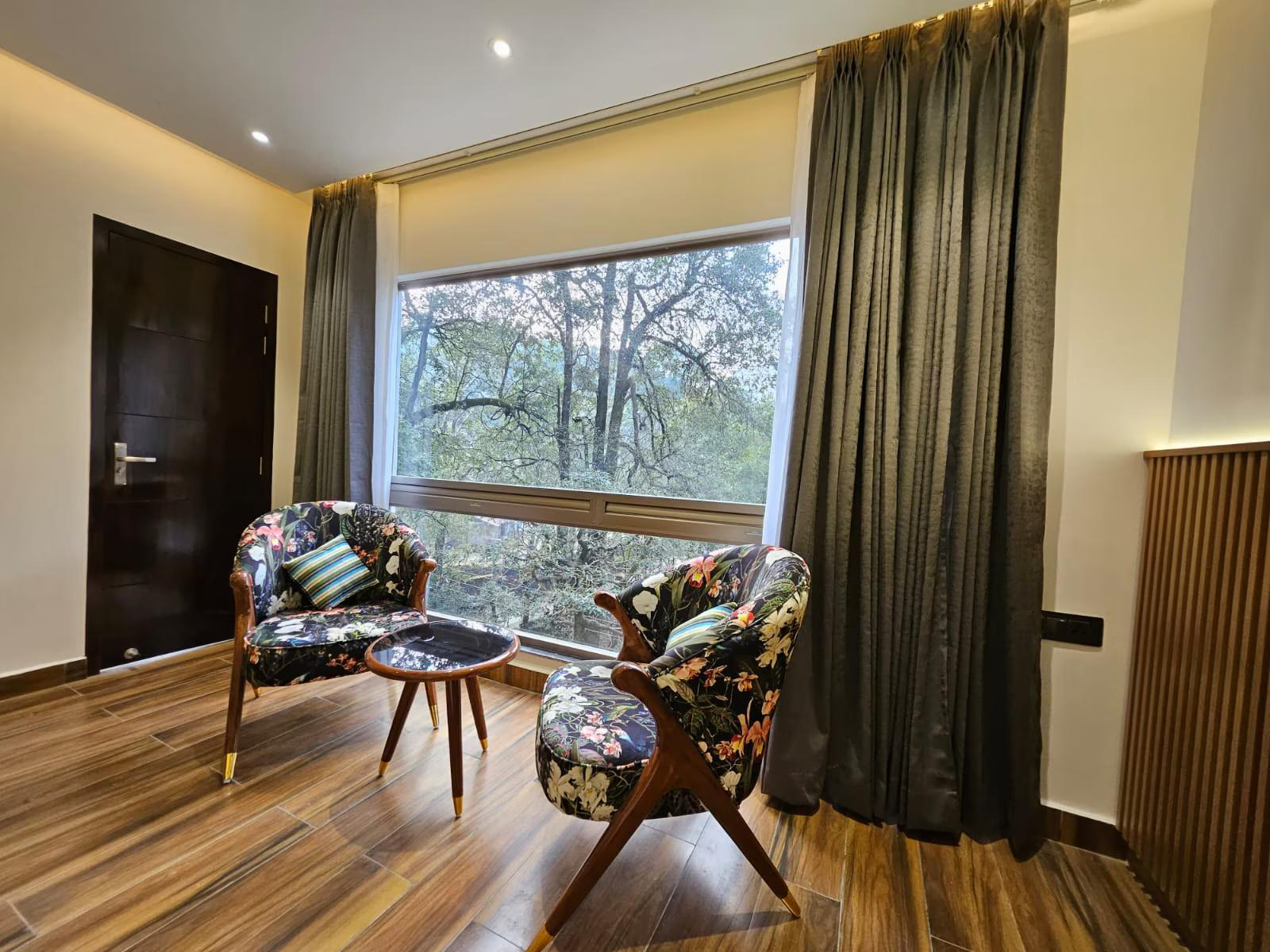 The Emerald by DLS Hotels x Solis Nature