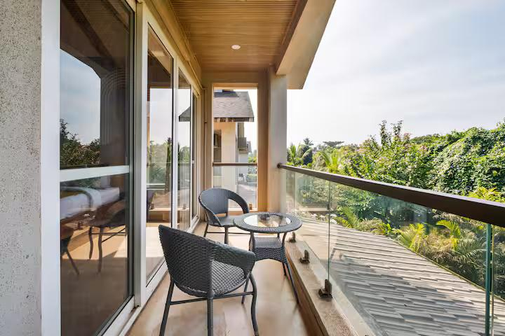 Meraki - 4 BHK Pvt Pool Villa in Anjuna x Solis Nature