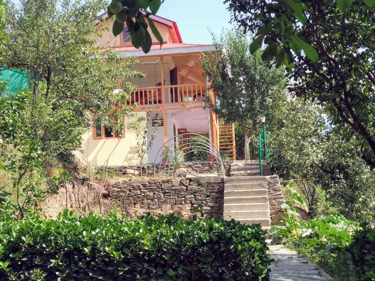 Teja Wooden Cottages- Bandrol x Solis Nature