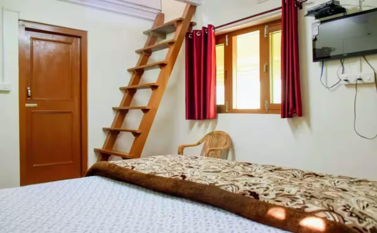 Teja Wooden Cottages- Bandrol x Solis Nature