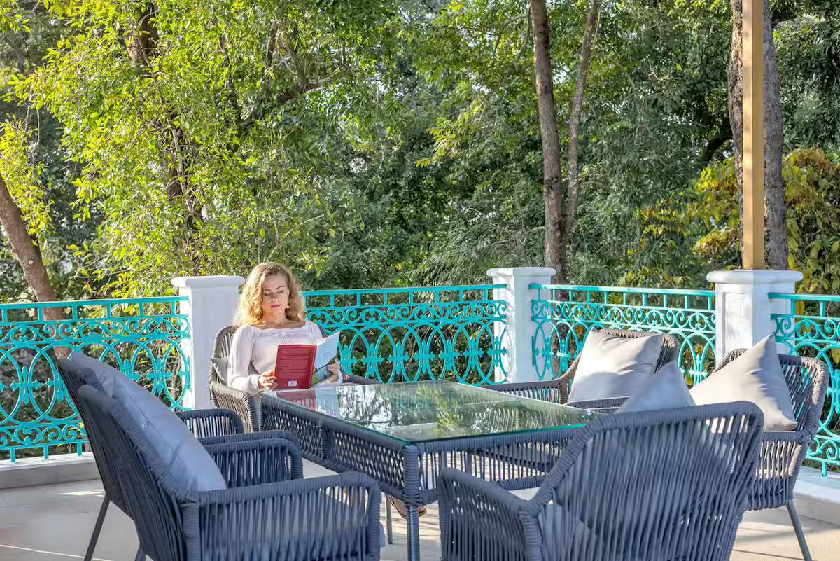 Tropical - 4 BHK Private Pool Villa x Solis Nature