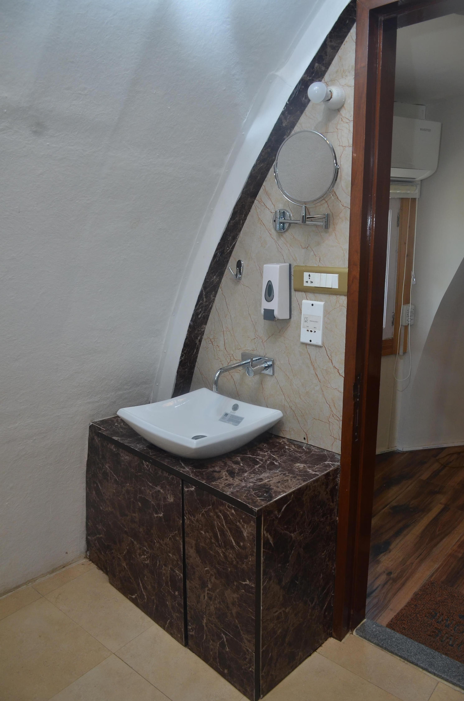 Heavot Caves Resort x Solis Nature