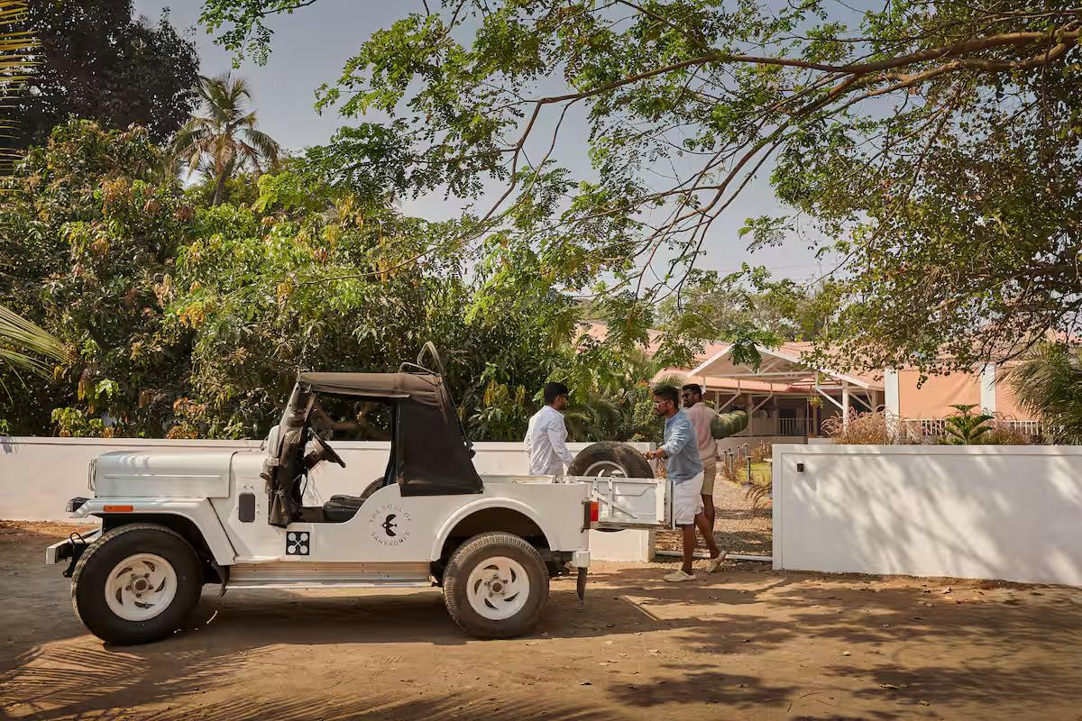 6bhk Villa Besides Beach Alibagh x Solis Nature