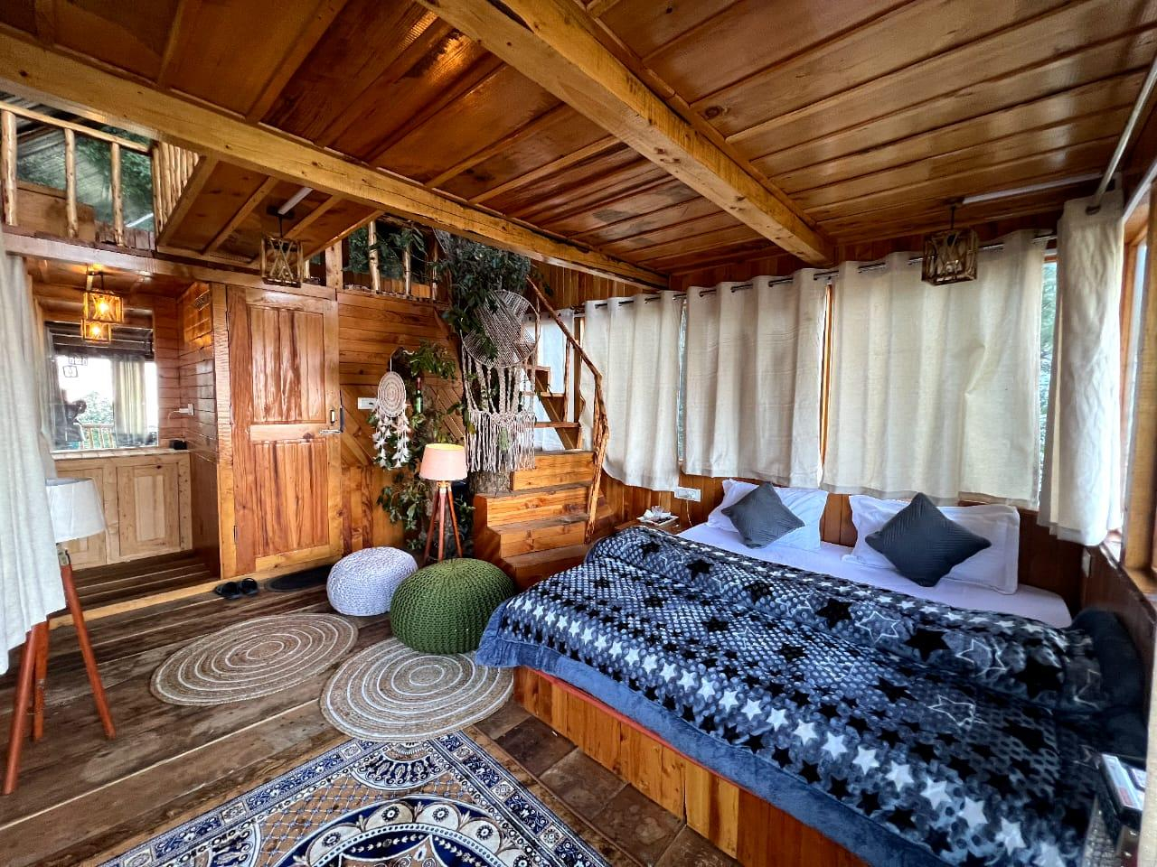 The Isisinga tree house x Solis Nature