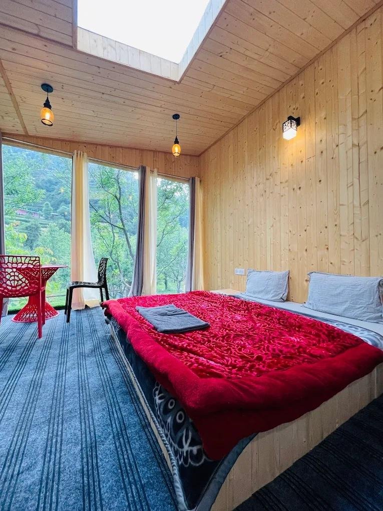 The acoustic cabin x Solis Nature