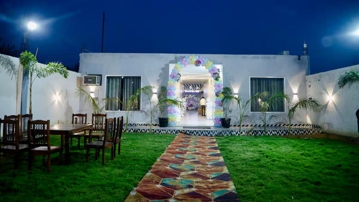 Urban Farmstays in Bahadurgarh x Solis Nature