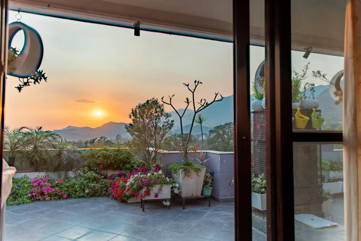 Da Alohas Tranquil Peaks Penthouse x Solis Nature