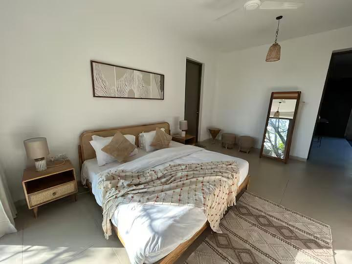 IvyBridge - Pool, Jacuzzi , Gym, Nature (NCR) x Solis Nature