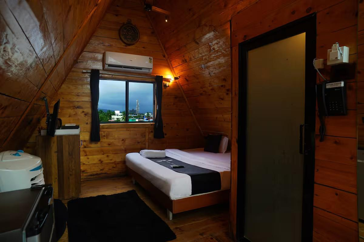 Ricky's Rooftop Pvt Suite, Alibag x Solis Nature