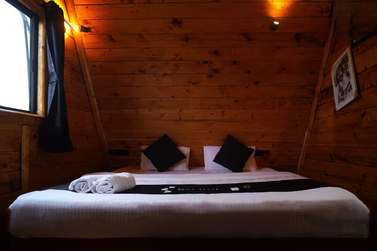 Ricky's Rooftop Pvt Suite, Alibag x Solis Nature