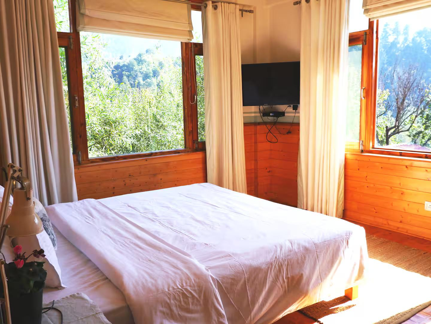 Pehlingpa Home's 3 private bedrooms x Solis Nature