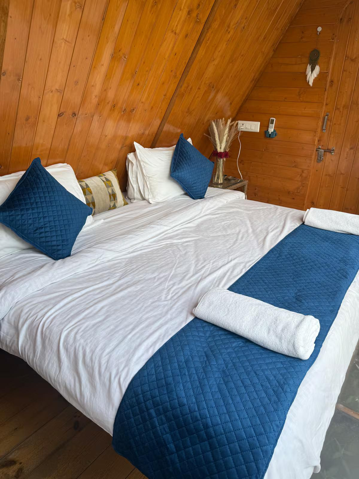 Private Luxury Cabin | The CubeA by INUKSUKH x Solis Nature