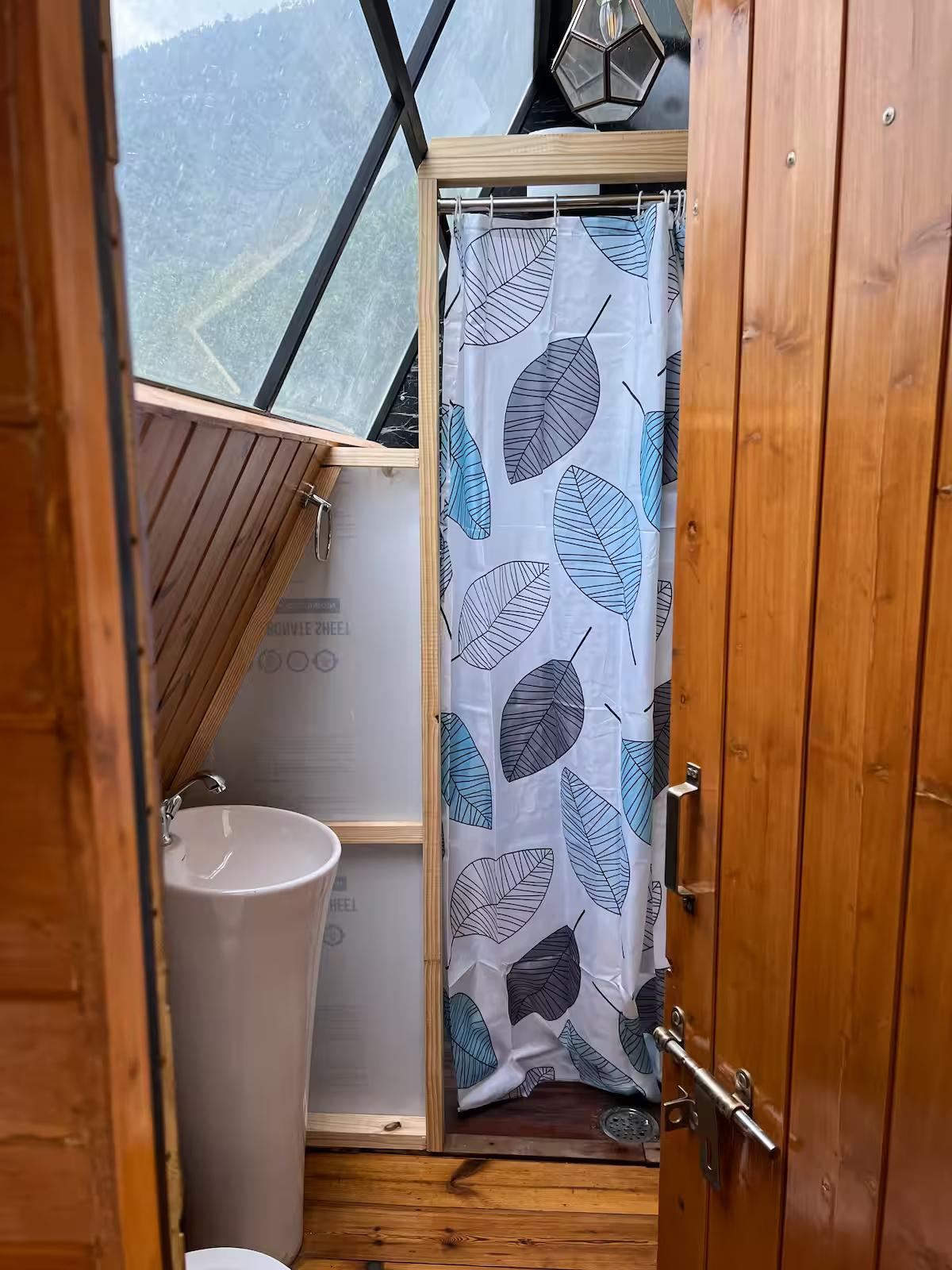 Private Luxury Cabin | The CubeA by INUKSUKH x Solis Nature