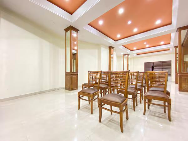 DLS Hotels The Rock Castle x Solis Nature