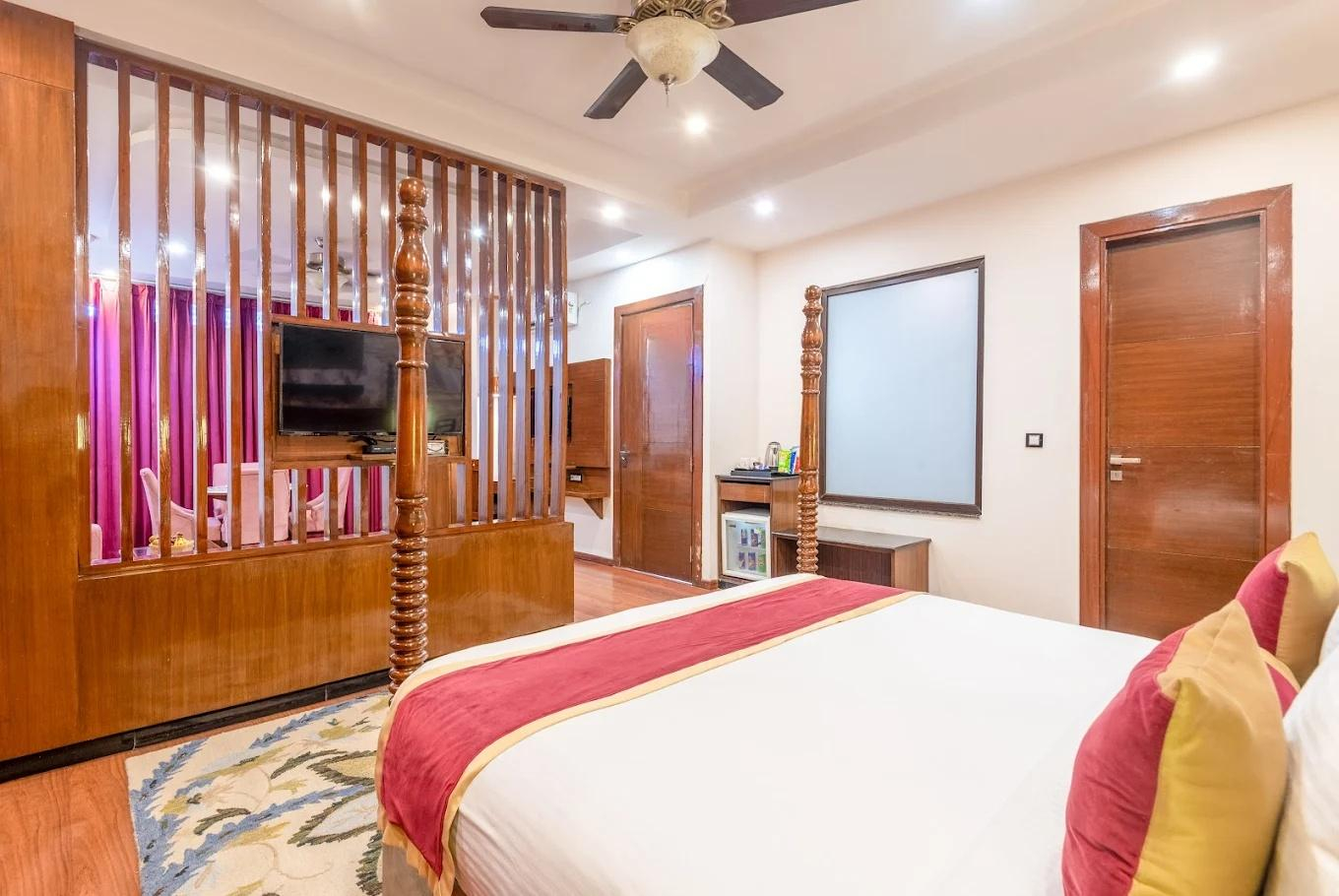 DLS Hotels on the Ganges x Solis Nature