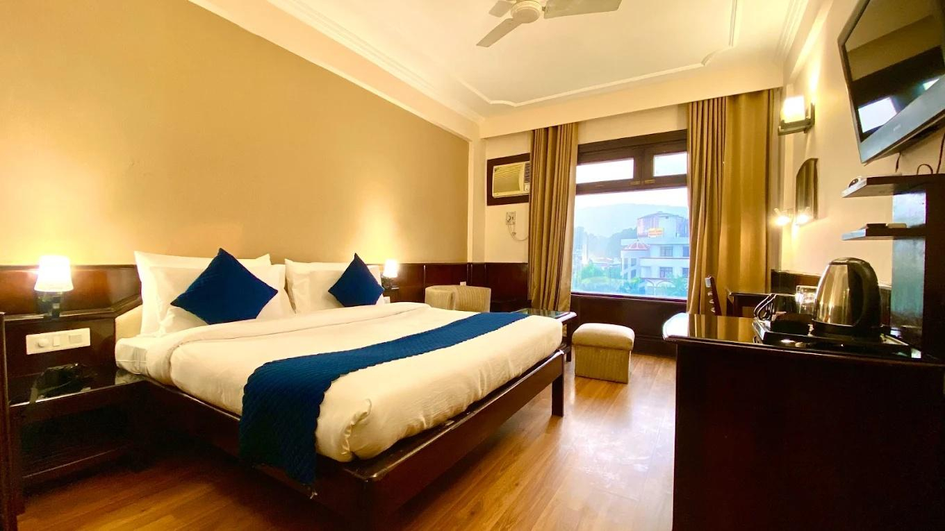 DLS Park Grace, Haridwar x Solis Nature