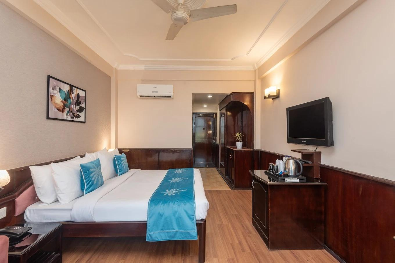 DLS Park Grace, Haridwar x Solis Nature